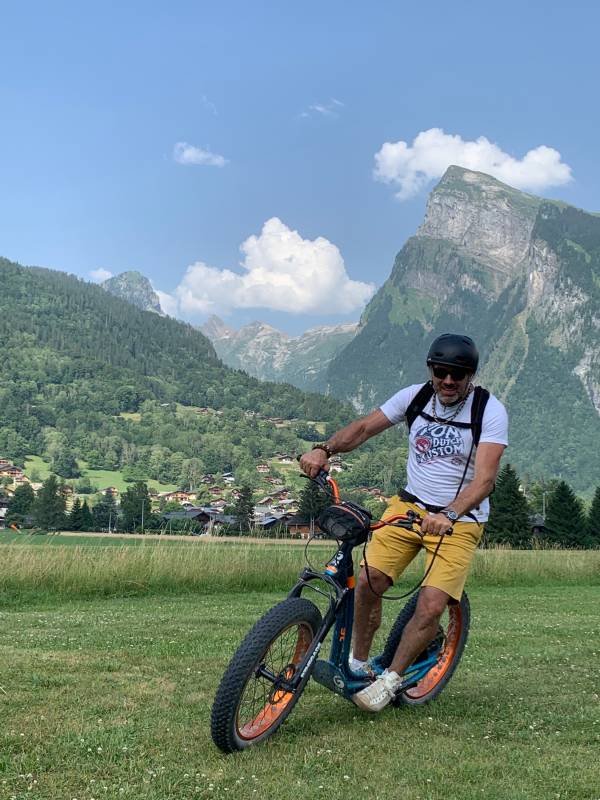 Vivez l'aventure Trottinette Tout-Terrain Électrique !