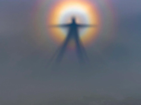 Le Spectre de Brocken, ce mystérieux phénomène optique visible en montagne