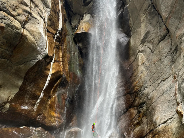 Les meilleurs spots de canyoning en France et en Suisse