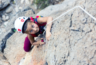 Natural cliff climbing